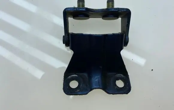 Subaru Outback Tailgate/trunk/boot hinge 60870AG00A9W 60870AG 60870AG00A9P