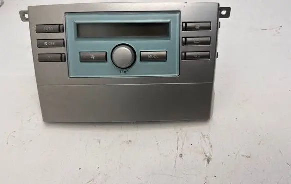 Toyota Corolla Verso AR10 Climate control unit 559000F030