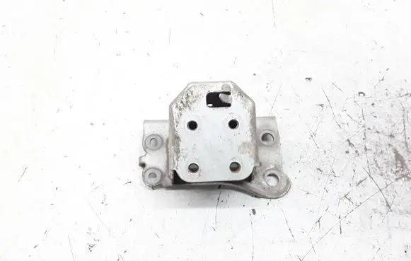 Toyota Corolla Verso AR10 Front bumper shock/impact absorber 