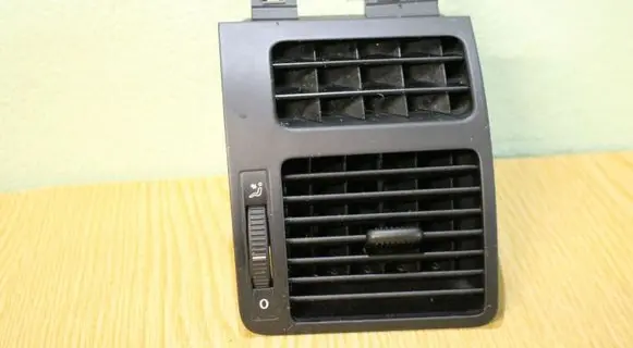 Volkswagen Touran I Dashboard side air vent grill/cover trim 1T0819704A