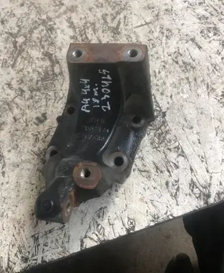 Audi A4 S4 B9 Driveshaft support bearing bracket 04l131159c