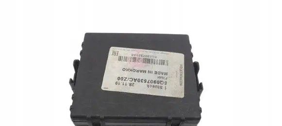 Volkswagen PASSAT B8 Gateway control module 5Q0907530AC
