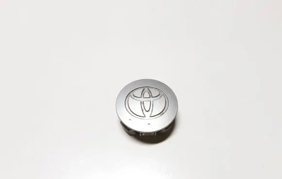 Toyota RAV 4 (XA20) Original wheel cap 