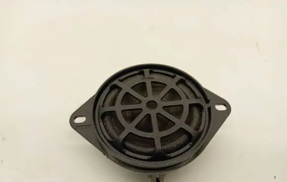 Audi A4 S4 B8 8K Panel speaker 00703865 8T0035397A G742294