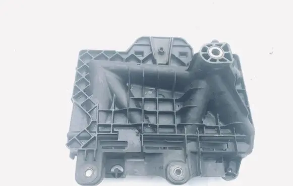 Skoda Fabia Mk1 (6Y) Battery box tray 6q0915331