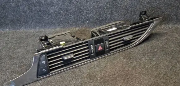 Audi A6 S6 C7 4G Dash center air vent grill 4G1820951