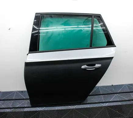 Rear door
