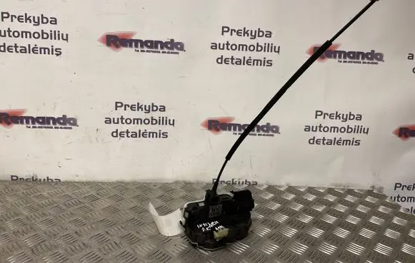 Opel Insignia A Front door lock
