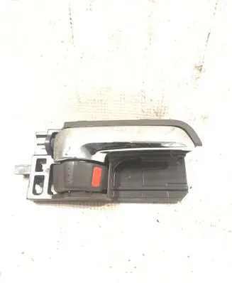 Suzuki Swift I Rear door interior handle