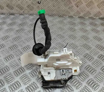Audi A4 S4 B9 8W Coupe door lock (next to the handle) 8X1837015C