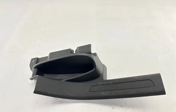 Volkswagen Tiguan Rear sill trim cover 5NA868270