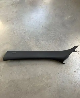 BMW X5 E70 (A) pillar trim 7129749