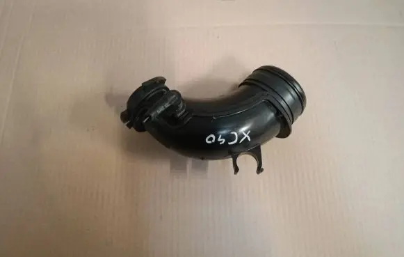 Volvo XC40 Air intake hose/pipe 32222143