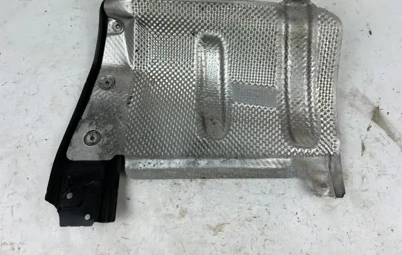 Mercedes-Benz E AMG W212 Exhaust heat shield A2126800122 A2126820186