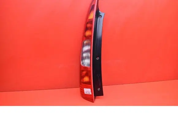 Mitsubishi Colt Rear/tail lights MR957373