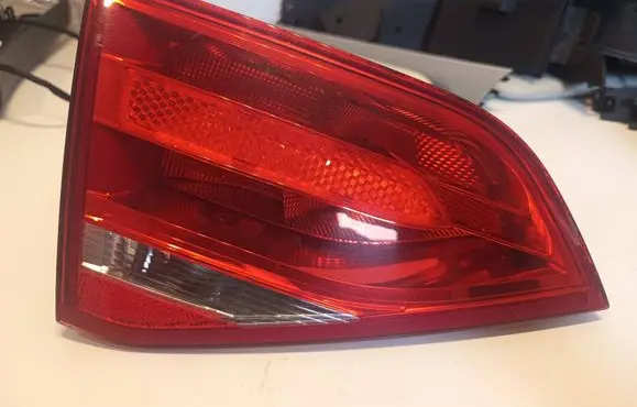 Audi A4 S4 B8 8K Tailgate rear/tail lights 166973 167011