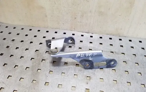Honda CR-V Engine bonnet/hood hinges