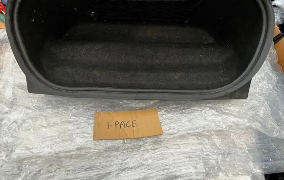 Jaguar I-Pace Front trunk storage compartment J9D3454B96A
