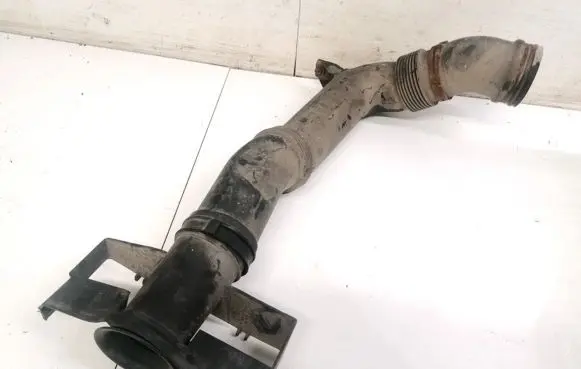 Volkswagen Caddy Air intake hose/pipe 1K0129618