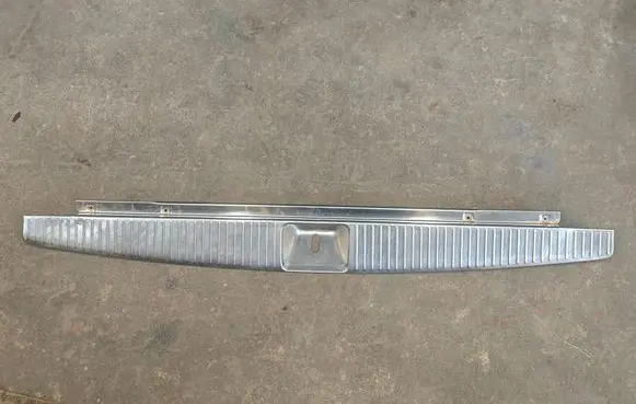 Mercedes-Benz E W212 Trunk/boot sill cover protection A2126900027 176901