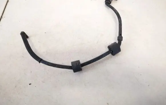 Volkswagen Golf V Engine coolant pipe/hose