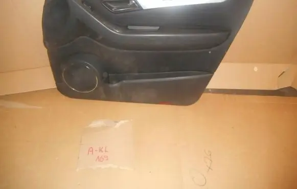 Mercedes-Benz A W169 Front door card panel trim