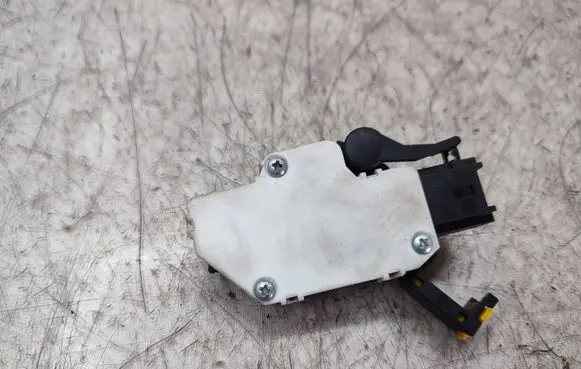 Nissan X-Trail T32 Clutch pedal sensor 8200666173