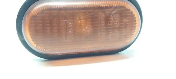 Renault Kangoo I Front fender indicator light 7700847333