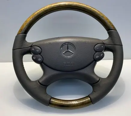 Mercedes-Benz CLS C219 Steering wheel