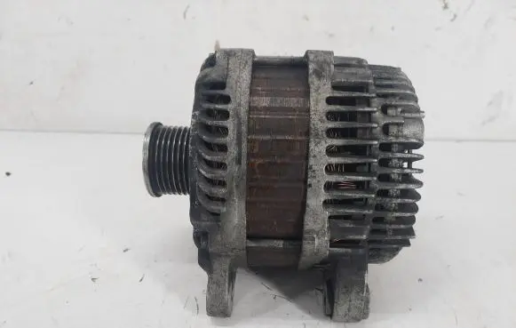 Renault Trafic II (X83) Generator/alternator 8200654789