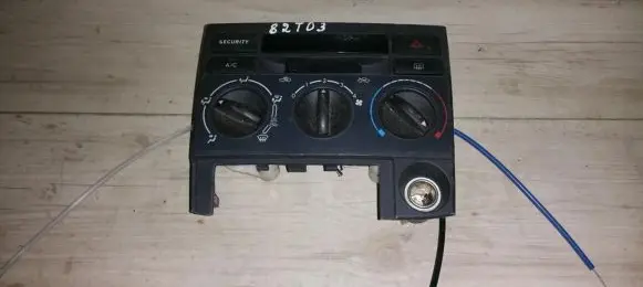 Toyota Corolla Verso E121 Climate control unit 5553313010 55533-13010