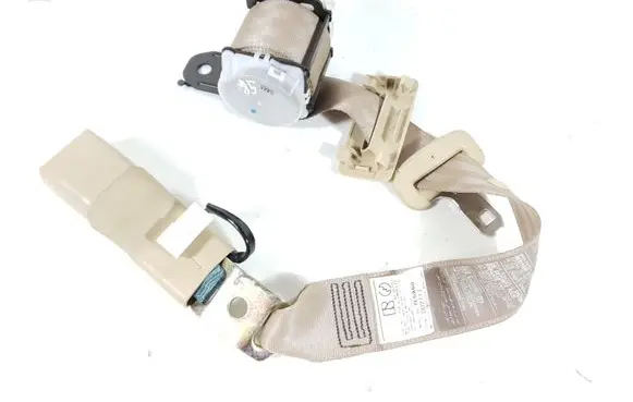 Middle seatbelt (rear)