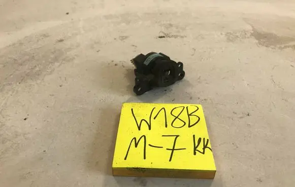 Mazda 3 I Interior temperature sensor K7570B32T