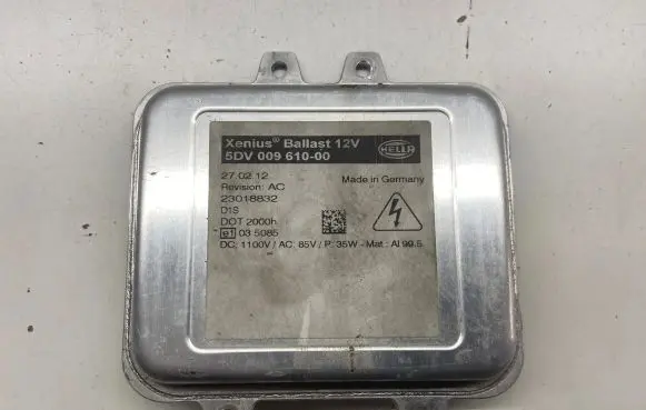 Nissan Qashqai Headlight ballast module Xenon 5DV00961000 23018832