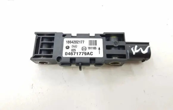 Chrysler 300 - 300C Airbag deployment crash/impact sensor 04671779AC 1864202177