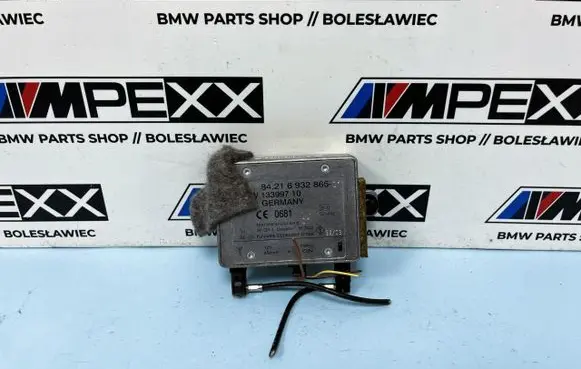 BMW X5 E53 Antenna control unit 6932865