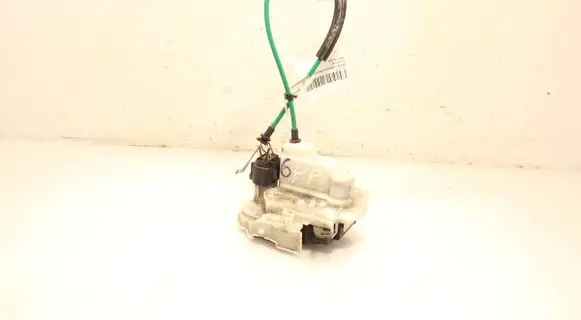 Alfa Romeo 159 Front door lock