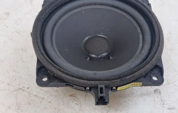Hyundai i40 Front door speaker 963303Z051 S721220