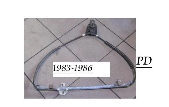Volkswagen Jetta II Front door manual window regulator 