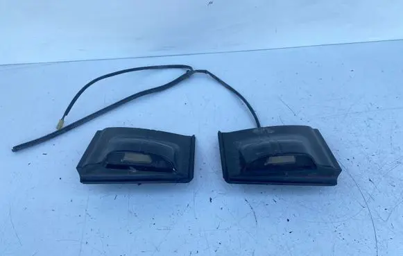 Toyota Corolla E90 Number plate light