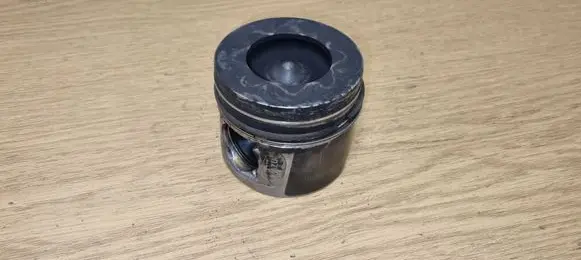 BMW X1 E84 Piston 0840ZU