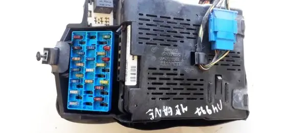 Renault Megane I Fuse box set 7703397911 1096046