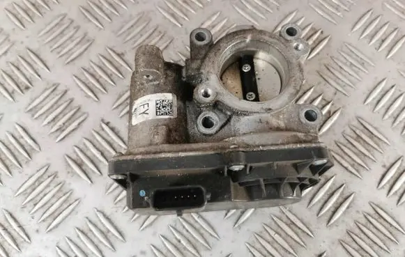 Renault Captur Throttle valve 161206038R