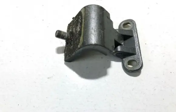 Volkswagen Golf V Tailgate/trunk/boot hinge