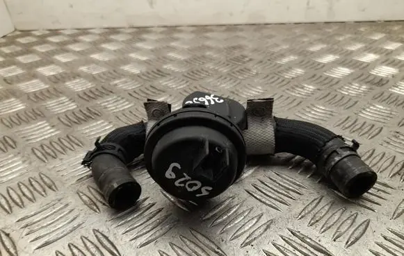 Audi Q7 4M Engine coolant pipe/hose 06E819809D