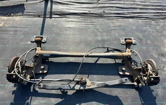 Opel Zafira C Rear axle beam F122143170