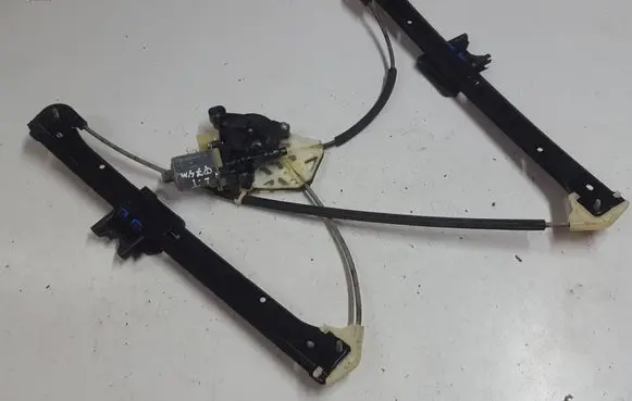 Audi Q7 4M Rear window lifting mechanism without motor 4M0839461A