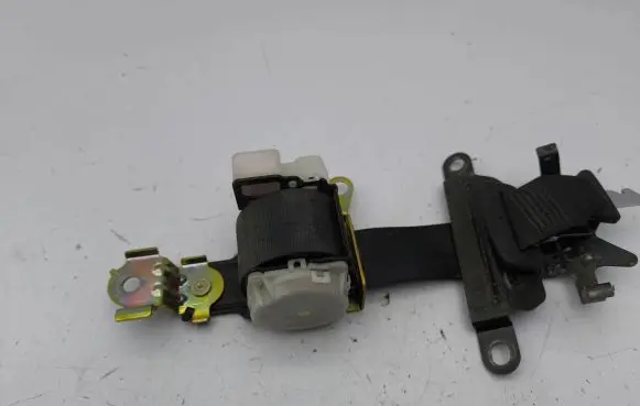 Toyota Corolla Verso AR10 Third row seat belt 