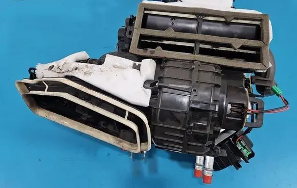 Peugeot 308 Interior heater climate box assembly 9819556080 IMPRK1551989