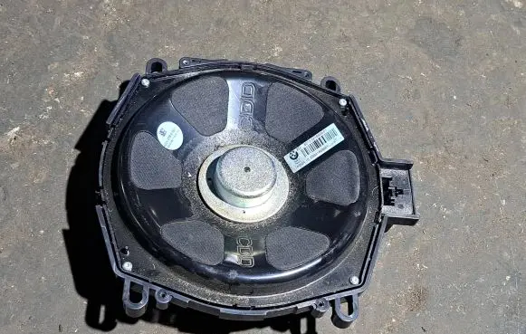 BMW X6 E71 Subwoofer speaker 430407861621 9218698